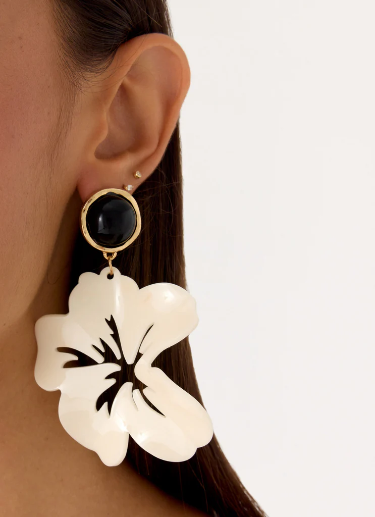 Chasing Heat Earrings – Ivory Chasing Heat Earrings - Ivory