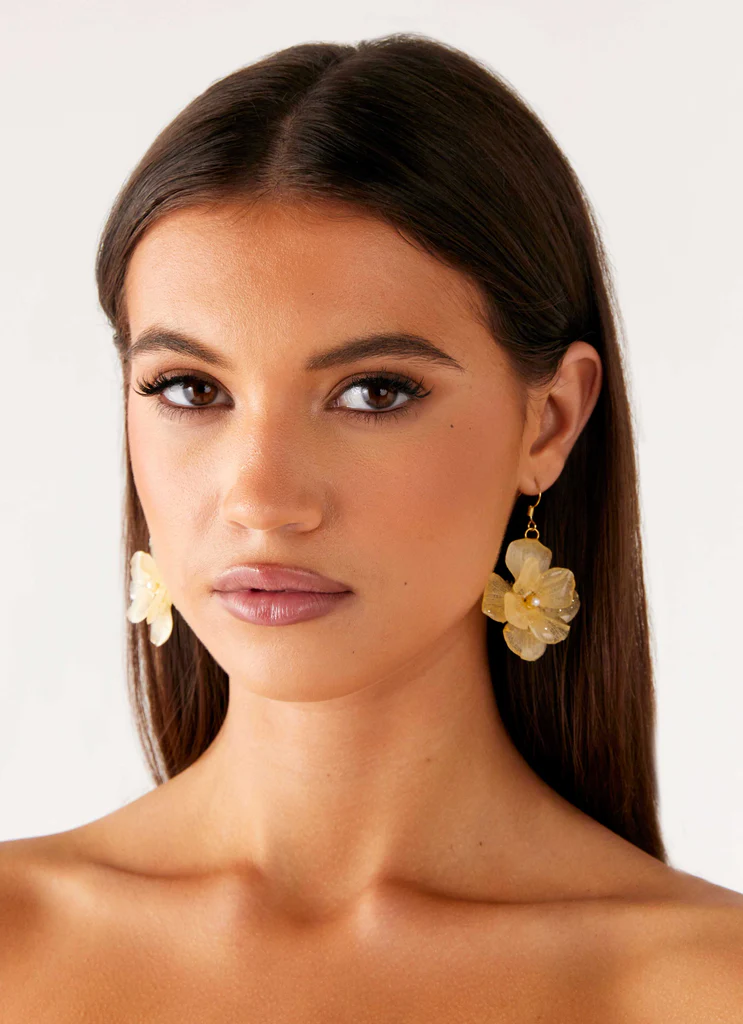 Mona Earrings – Ivory Mona Earrings - Ivory