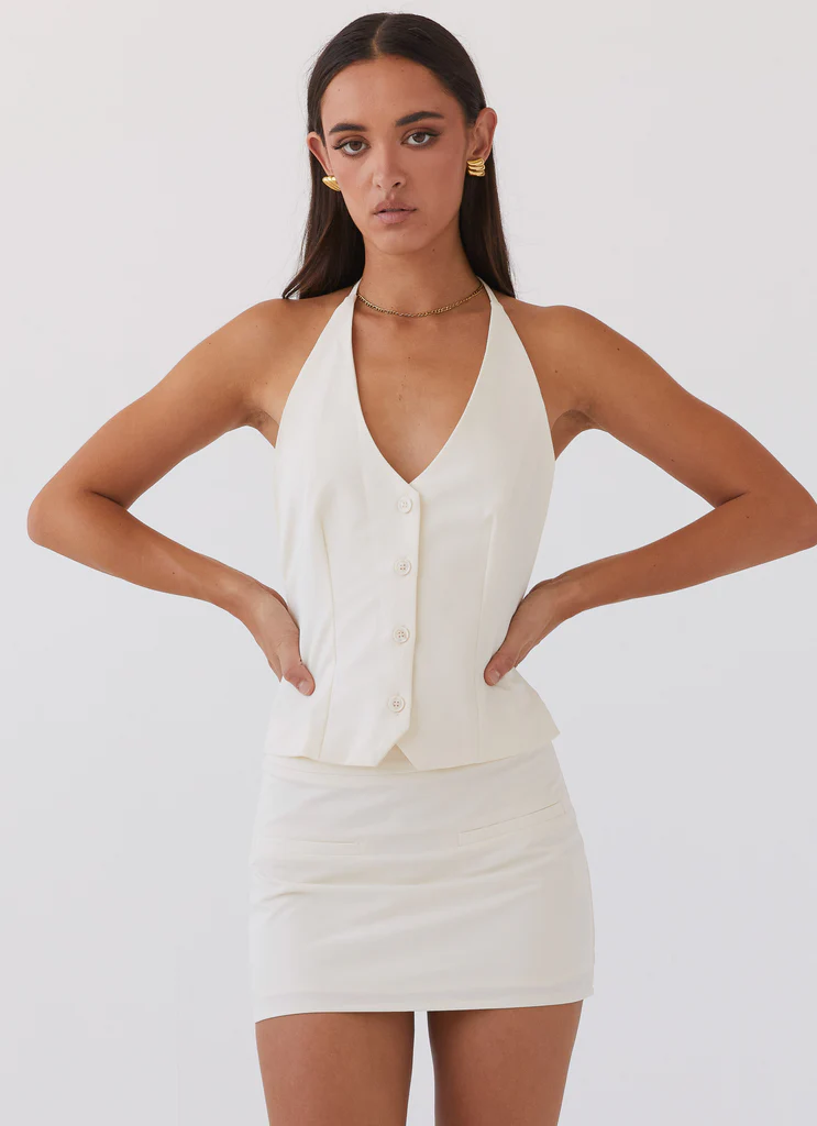 Sarah Halterneck Vest Top – Ivory Sarah Halterneck Vest Top - Ivory