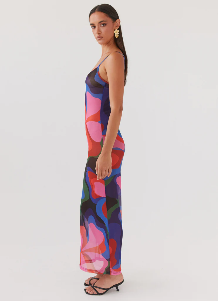 Love On The Run Maxi Dress – Floral Fantasy Love On The Run Maxi Dress - Floral Fantasy