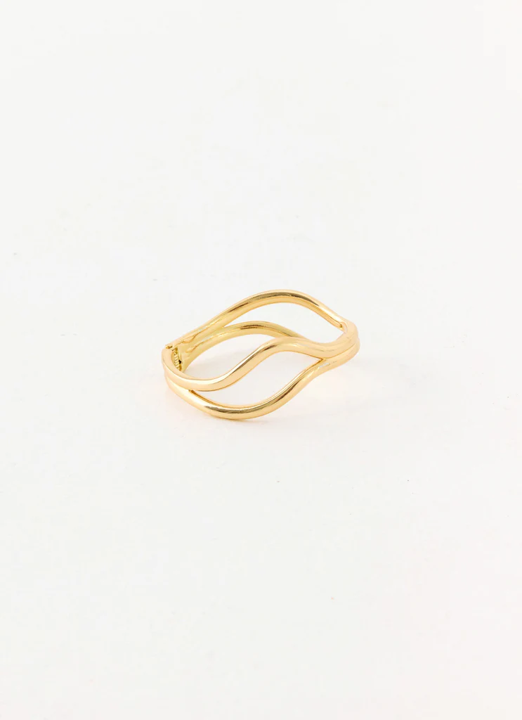 Moonwell Bangle - Gold